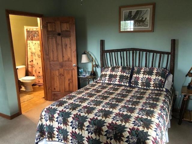 Long Mountain Lodge Bed & Breakfast Dahlonega Zimmer foto